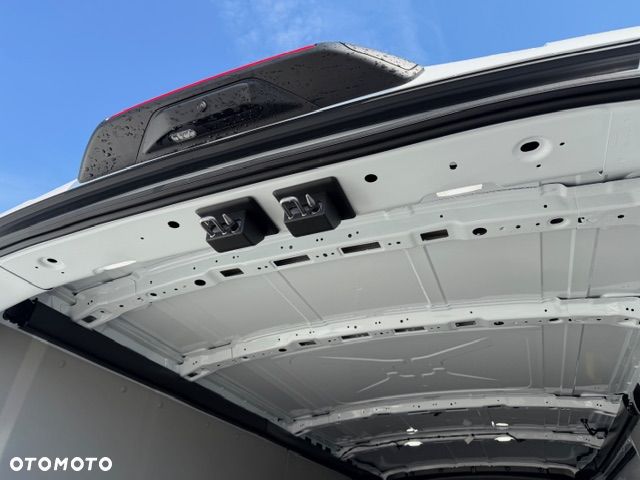 Ford Transit - 11
