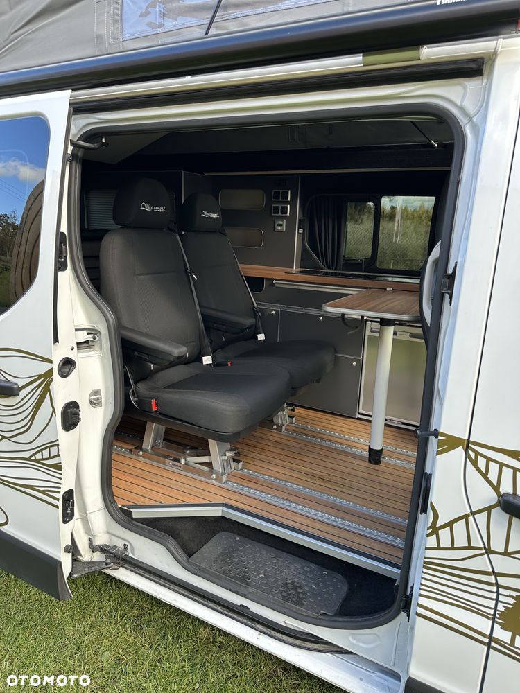 Renault Trafic Wavecamper - 15