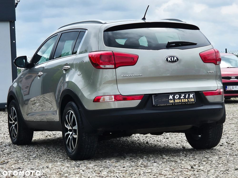 Kia Sportage 2.0 CRDI AWD Fifa World Cup Edition - 13