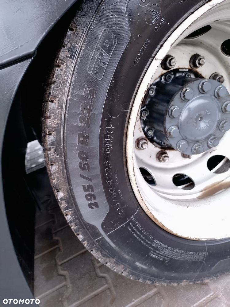 Mercedes-Benz ACTROS - 9