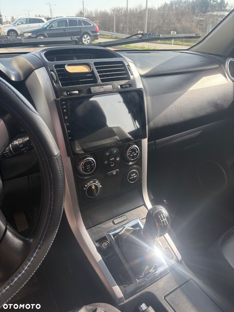 Suzuki Grand Vitara - 13