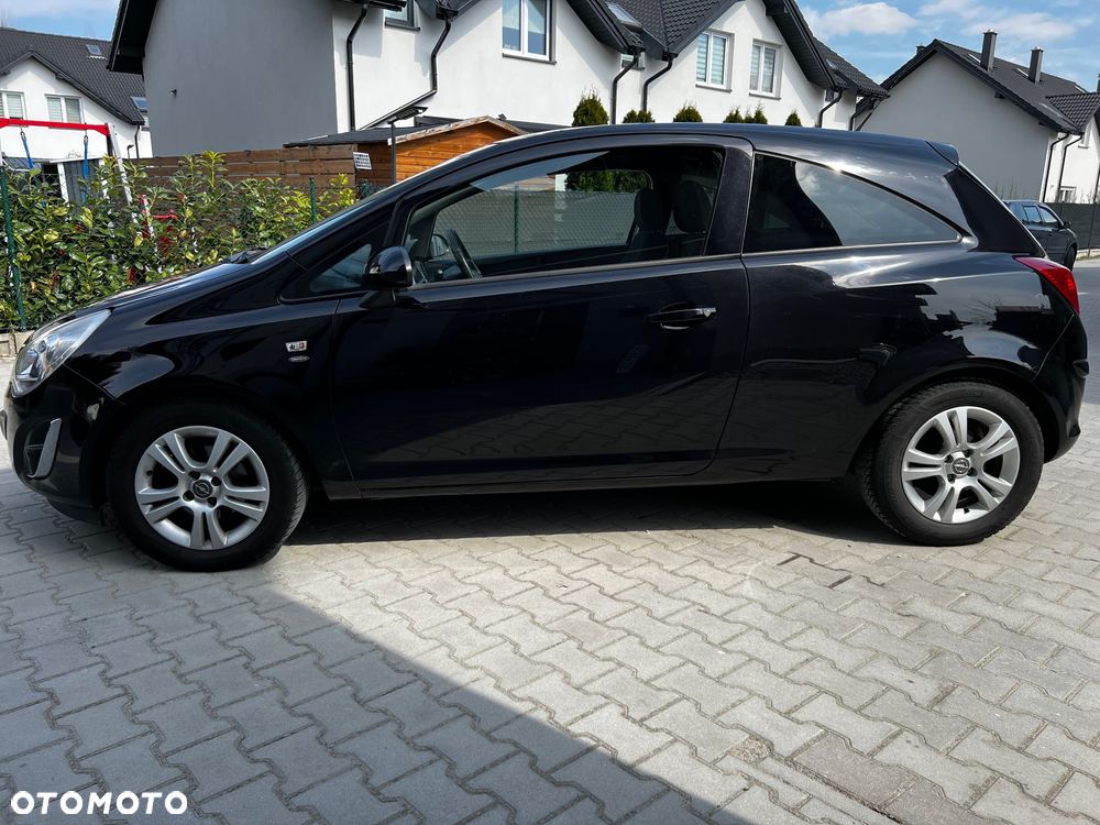 Opel Corsa 1.4 16V Satellite - 2