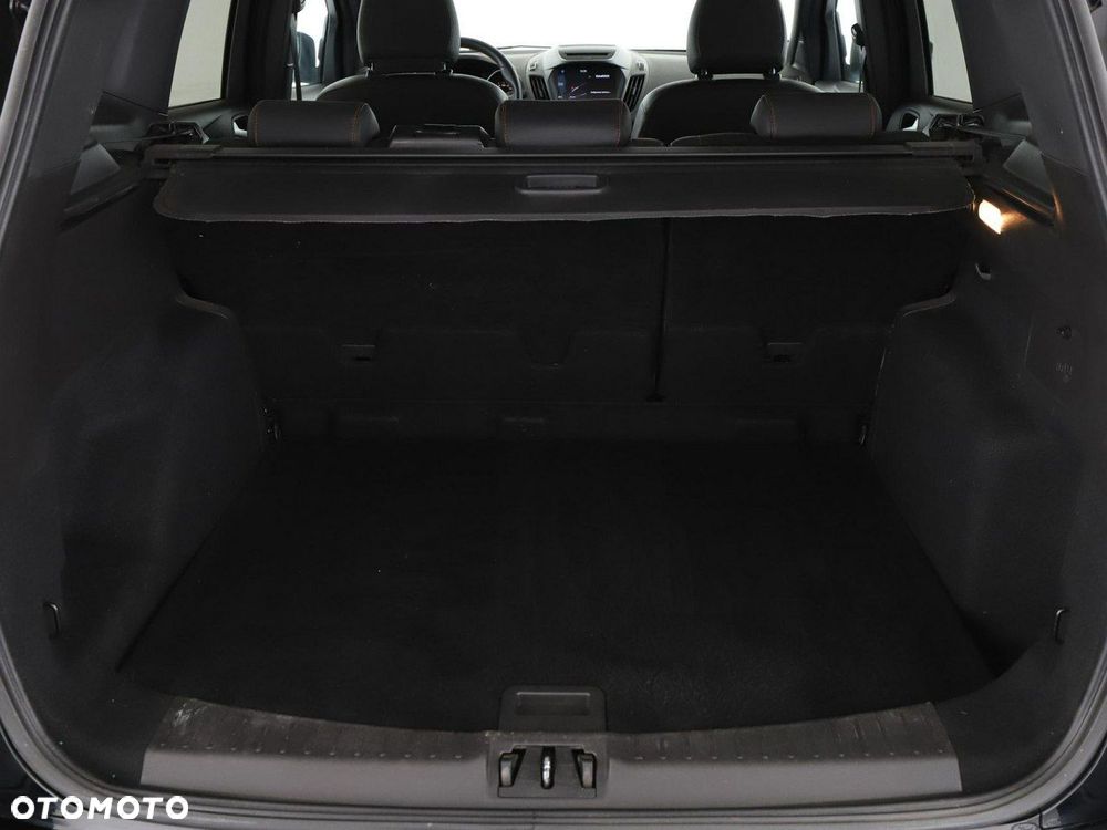 Ford Kuga 1.5 EcoBoost 2x4 ST-Line - 21