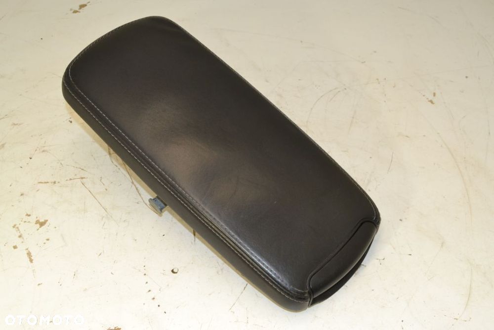 Podłokietnik Lexus IS 220 250 300 350 - 1