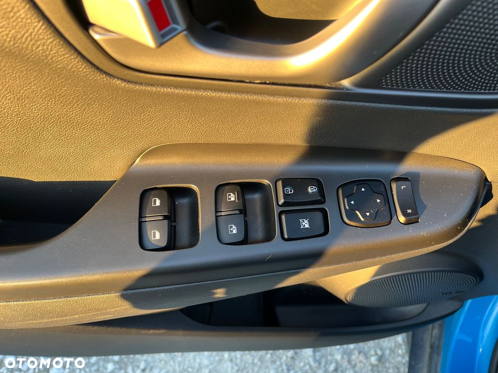 Hyundai Kona 1.6 T-GDI Premium DCT - 9