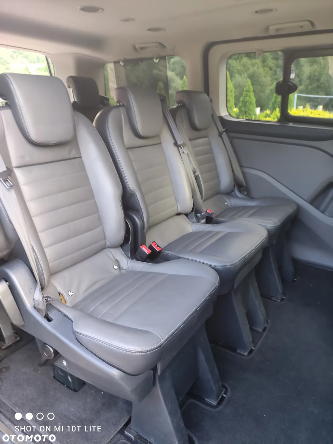 Ford Tourneo Custom 2.0 EcoBlue L1 Titanium - 17