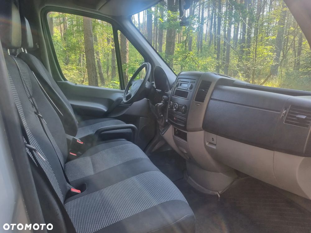 Mercedes-Benz Sprinter - 6