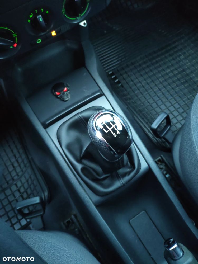 Skoda Fabia 2.0 Combi Elegance - 2