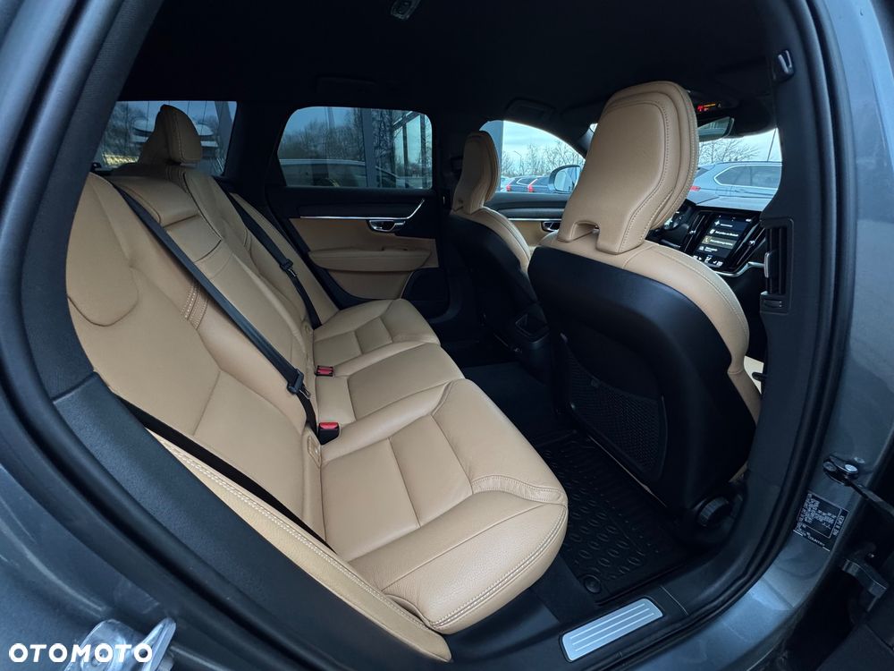 Volvo V90 Cross Country D4 AWD Geartronic Pro - 30