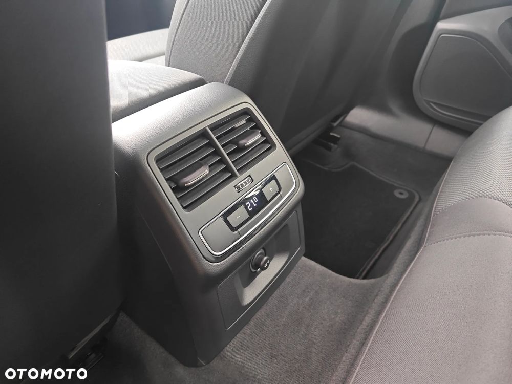 Audi A4 Limousine - 24