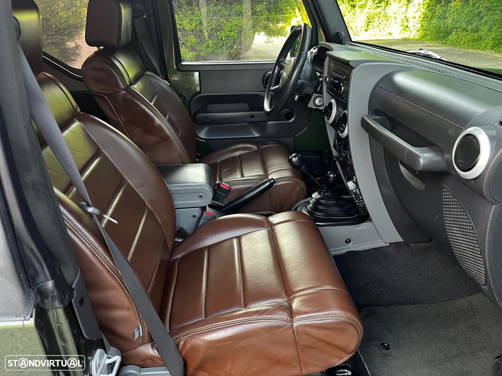 Jeep Wrangler 2.8 CRD MTX Sport - 25