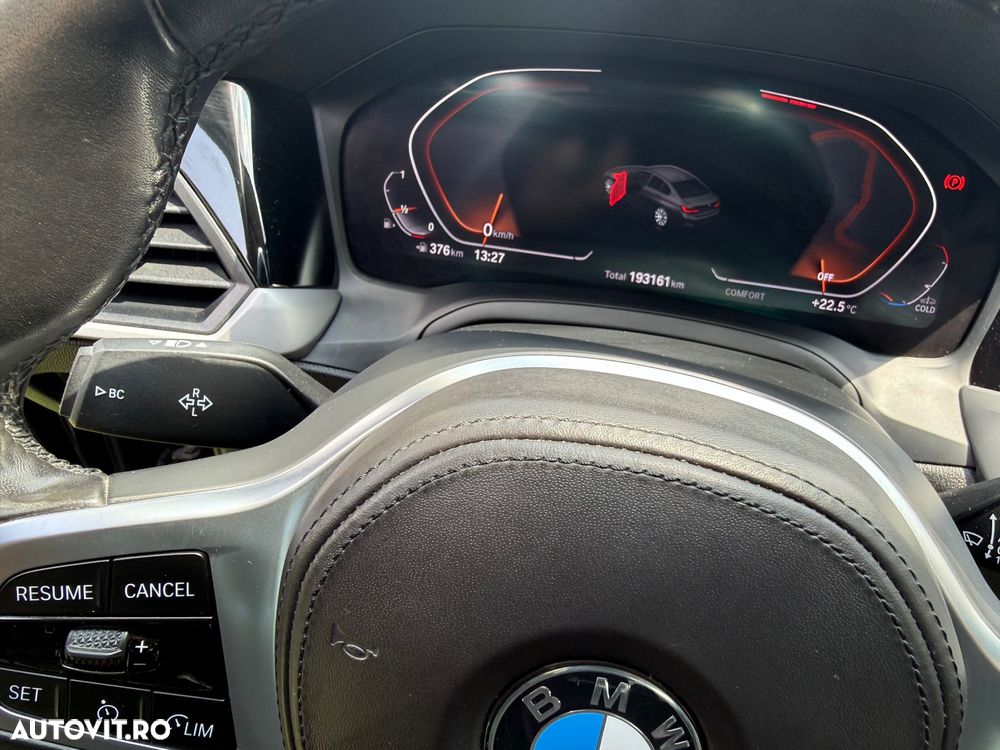 BMW Seria 3 320i Aut. - 7