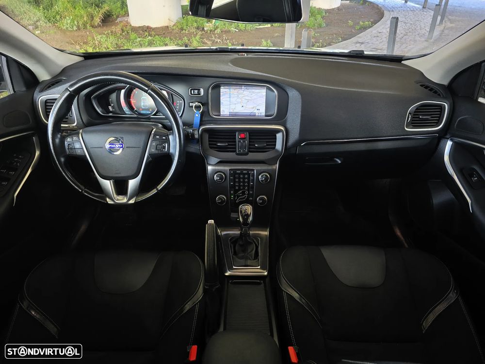 Volvo V40 D2 Powershift Momentum - 6