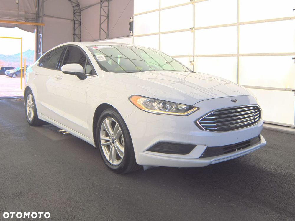 Ford Fusion - 7
