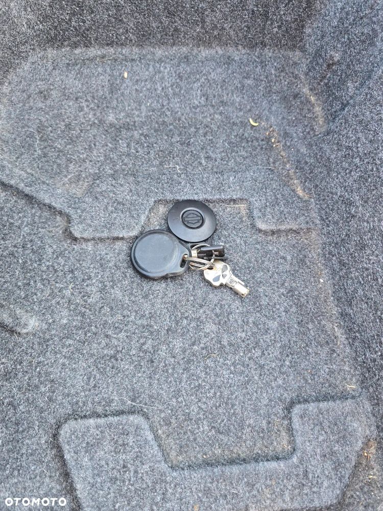 Harley-Davidson Touring Electra Glide - 32