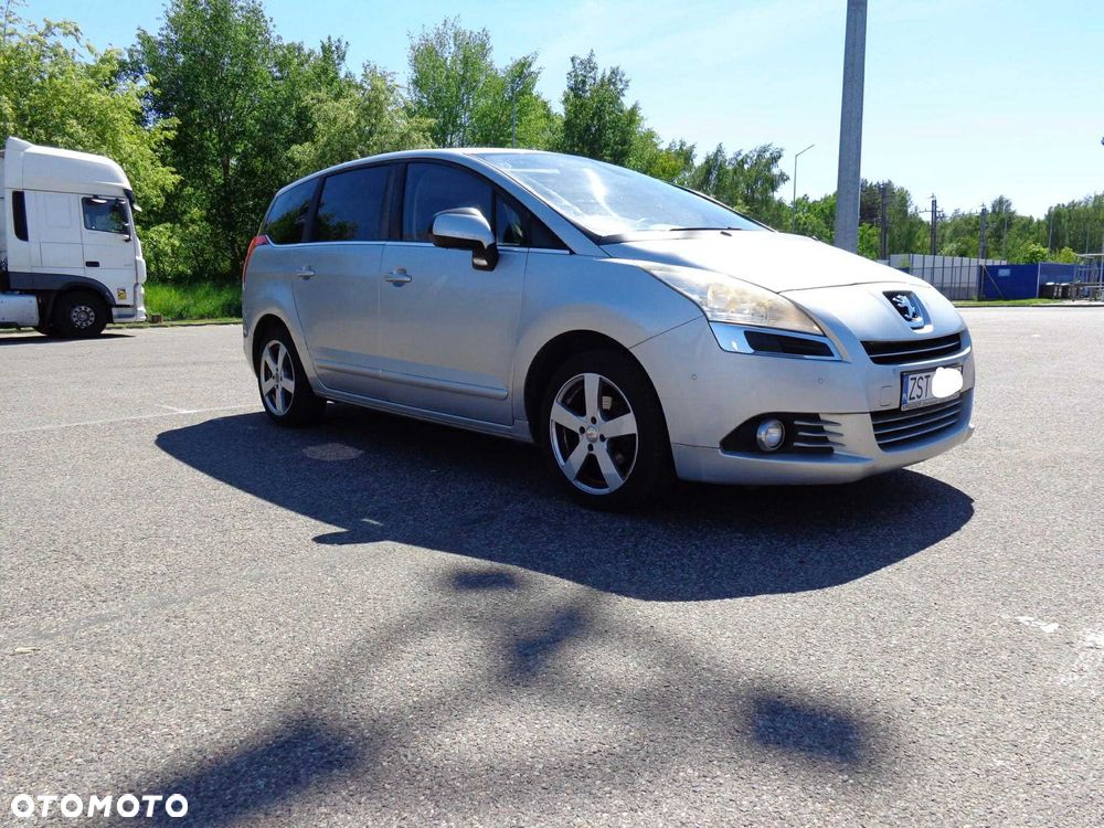 Peugeot 5008 - 2