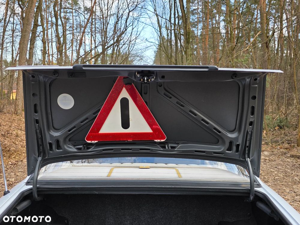 Mercedes-Benz W201 (190) - 38