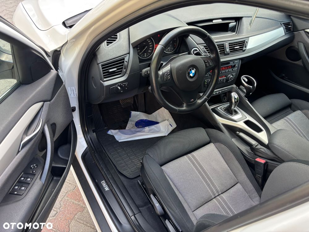BMW X1 xDrive28i Sport Line - 8