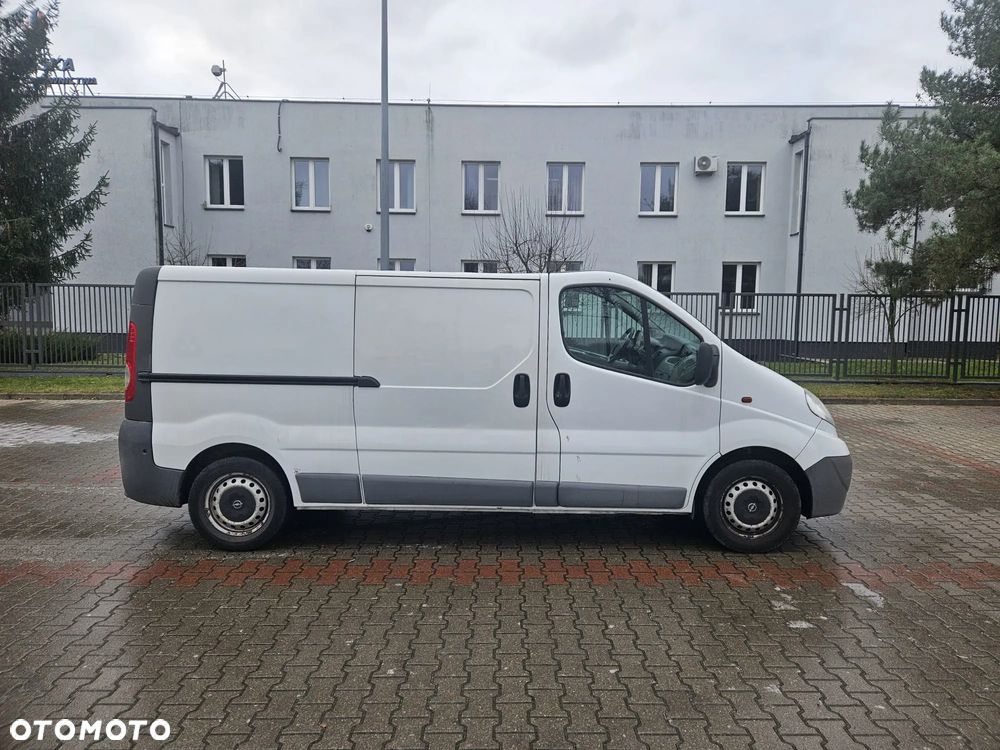 Opel Vivaro - 5