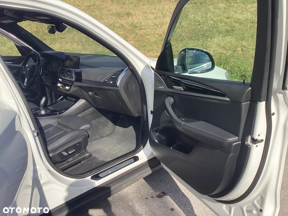 BMW X3 xDrive30i xLine - 4