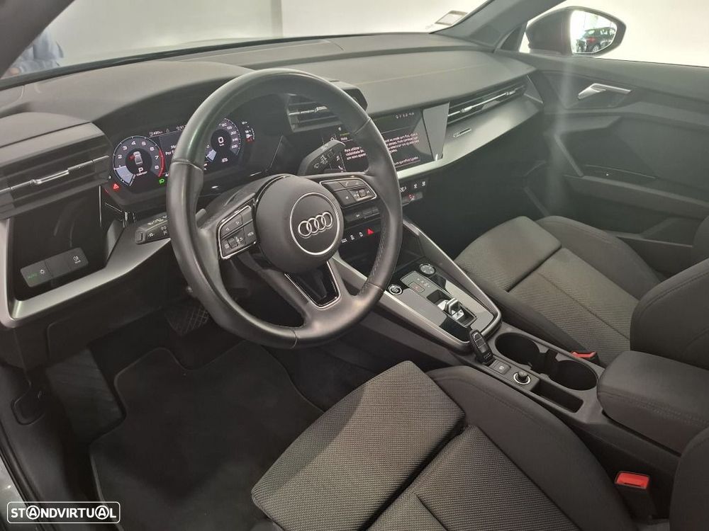 Audi A3 Limousine 30 TFSI S line S tronic - 11