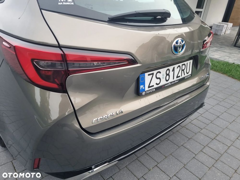 Toyota Corolla 1.8 Hybrid Executive - 14