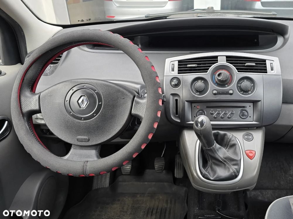 Renault Scenic - 5