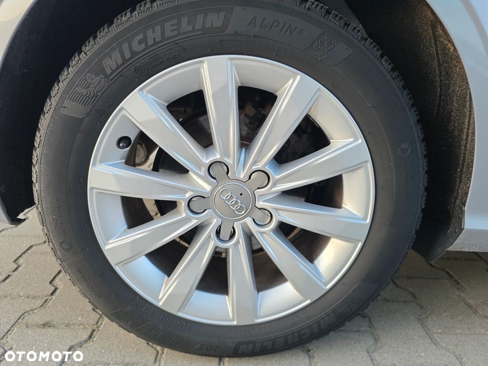 Audi A3 Limousine 1.6 TDI design - 27