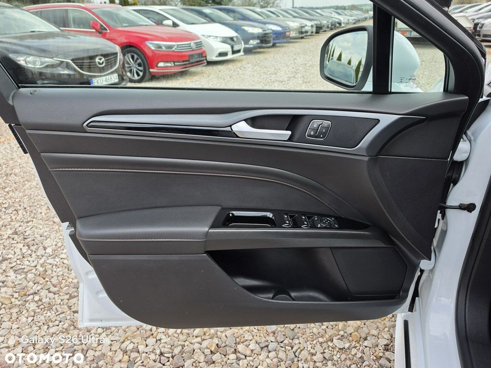 Ford Mondeo 2.0 EcoBlue ST-Line - 25