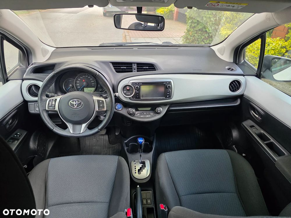 Toyota Yaris Hybrid 100 Premium EU6 - 8