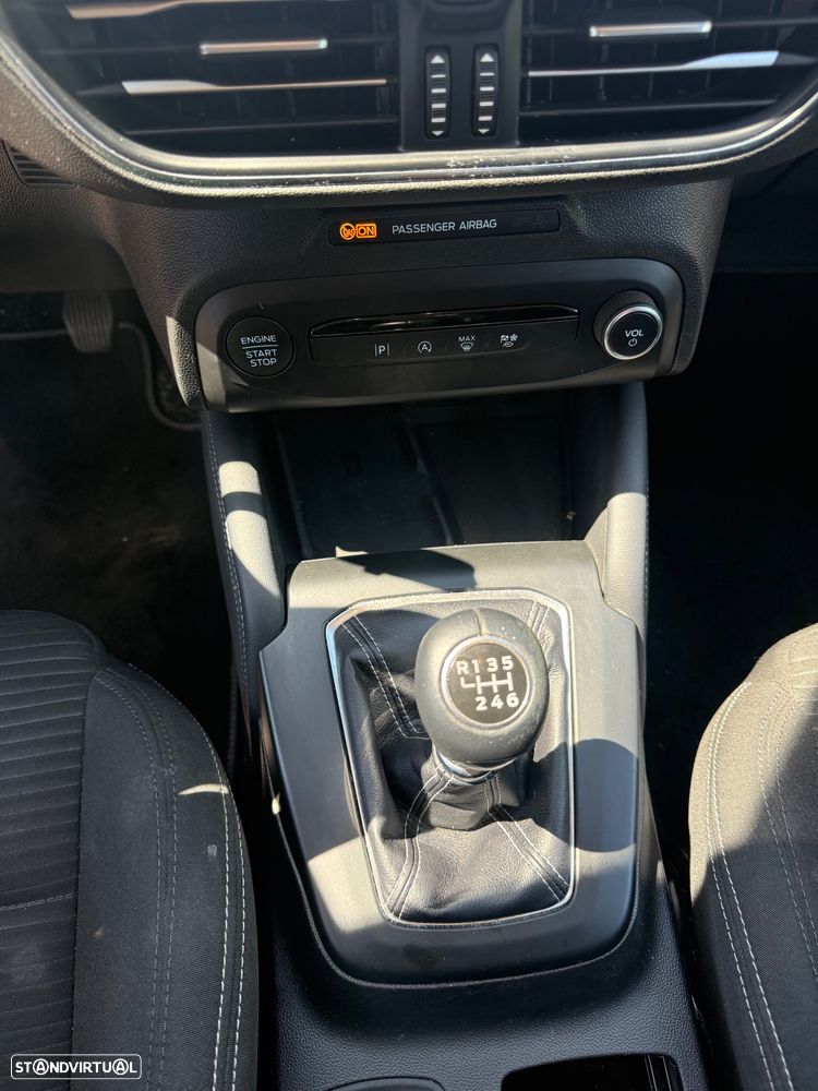 Ford Focus 1.5 EcoBlue S&S TITANIUM X - 11