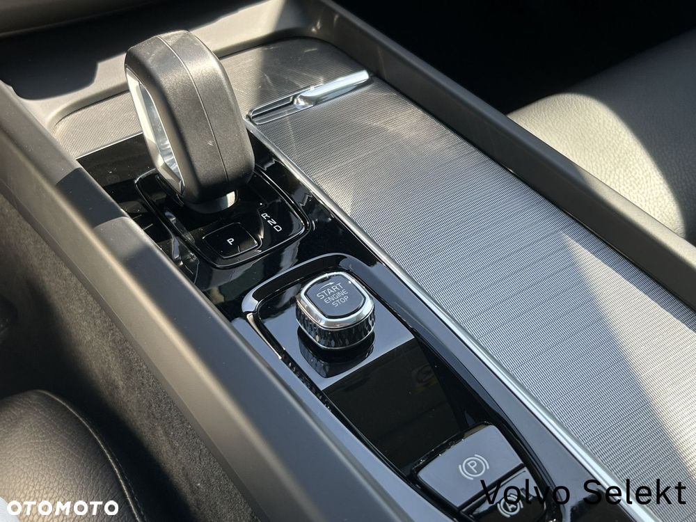Volvo XC 60 - 22