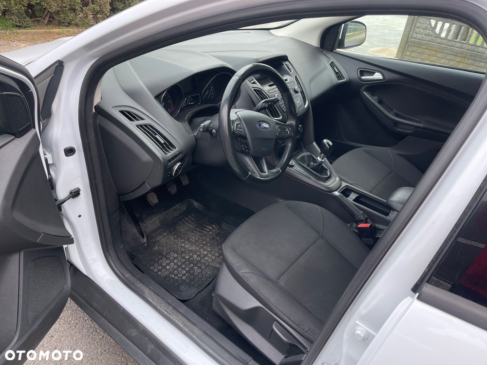 Ford Focus 1.5 TDCi DPF Start-Stopp-System Business - 11