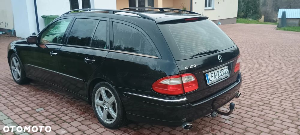 Mercedes-Benz Klasa E 320 Elegance - 4
