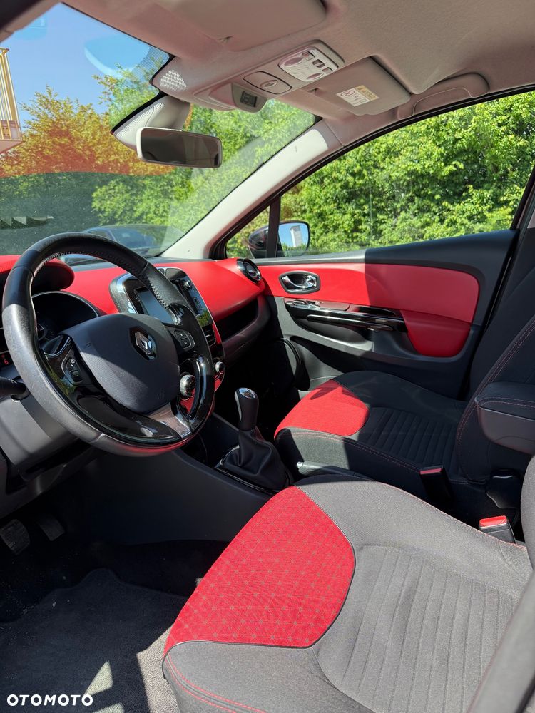 Renault Clio - 14