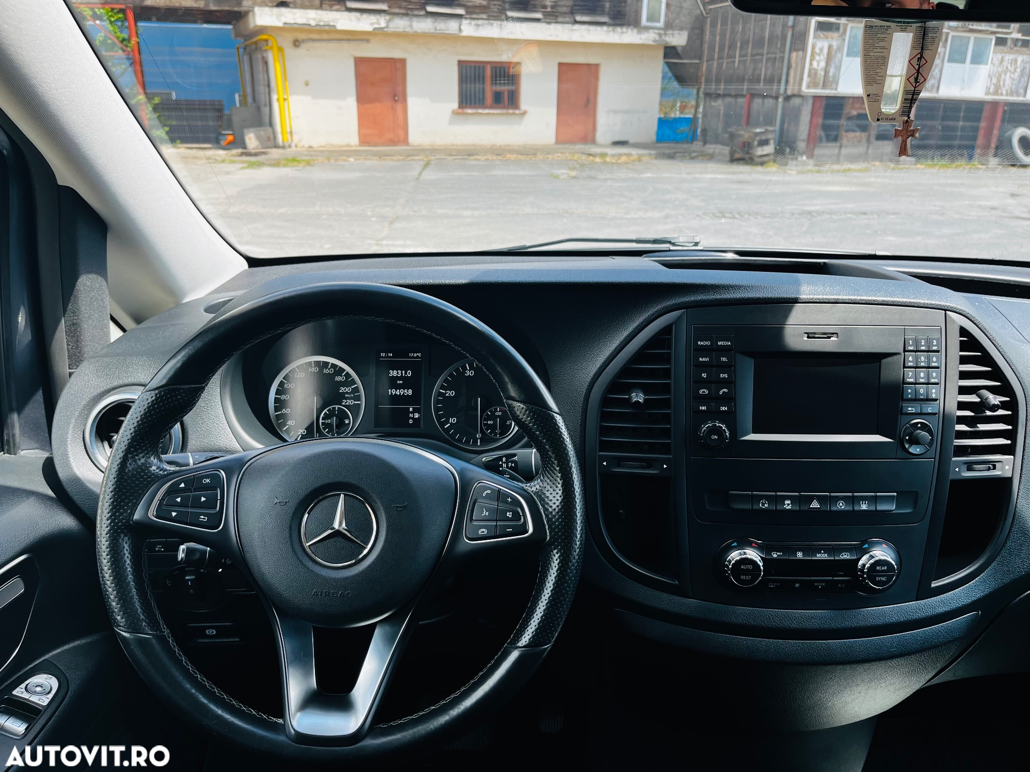 Mercedes-Benz Vito 119 CDI (BlueTEC) Tourer Extralang Aut. PRO - 14
