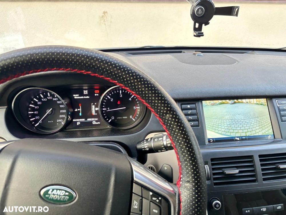 Land Rover Discovery Sport - 13