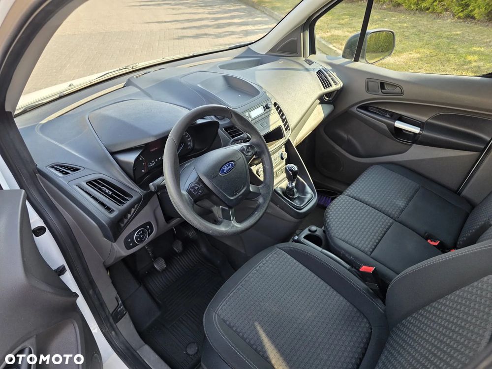 Ford Transit Connect - 11