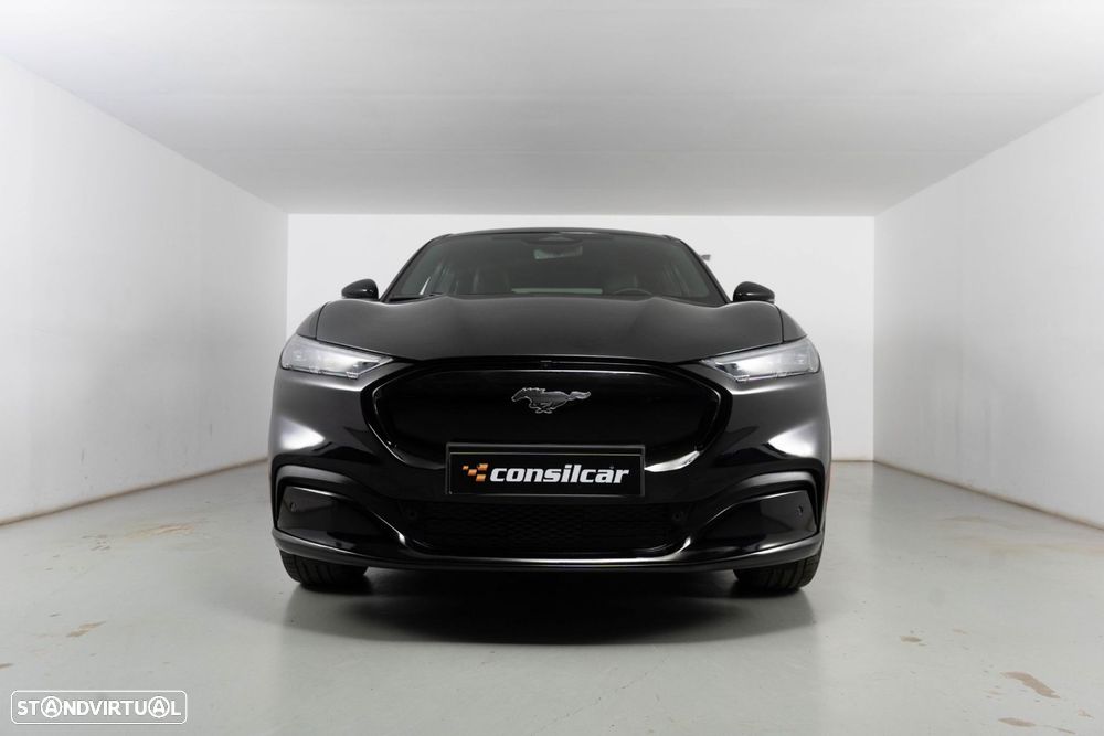 Ford Mustang Mach-E Standard AWD - 4