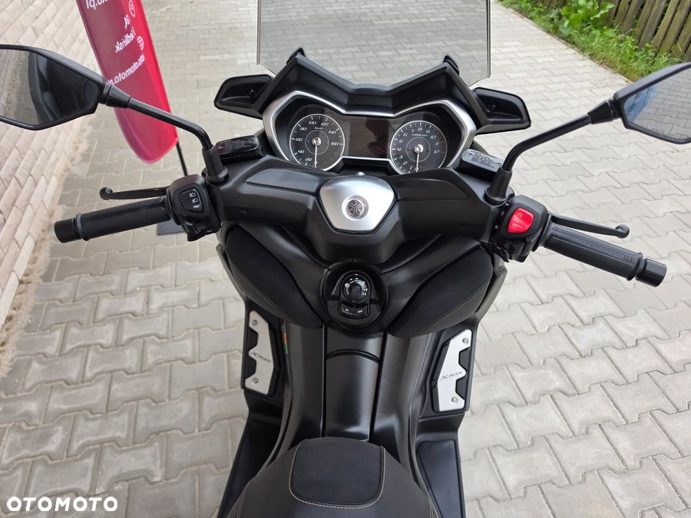 Yamaha X-max - 11