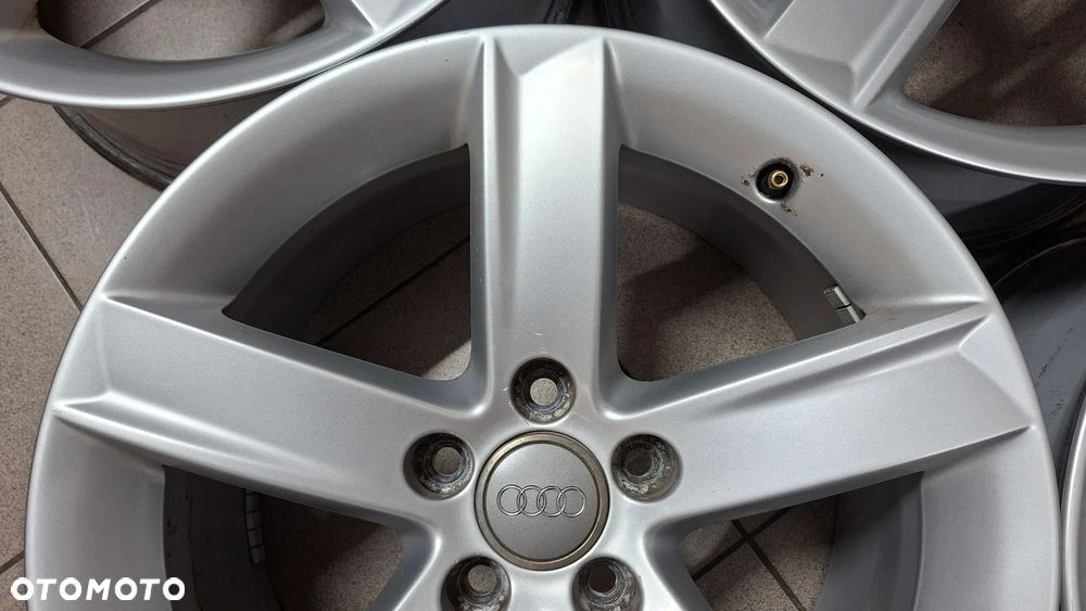 Felgi Aluminiowe 17 Audi A5 8T 5x112 ET 28 - 4
