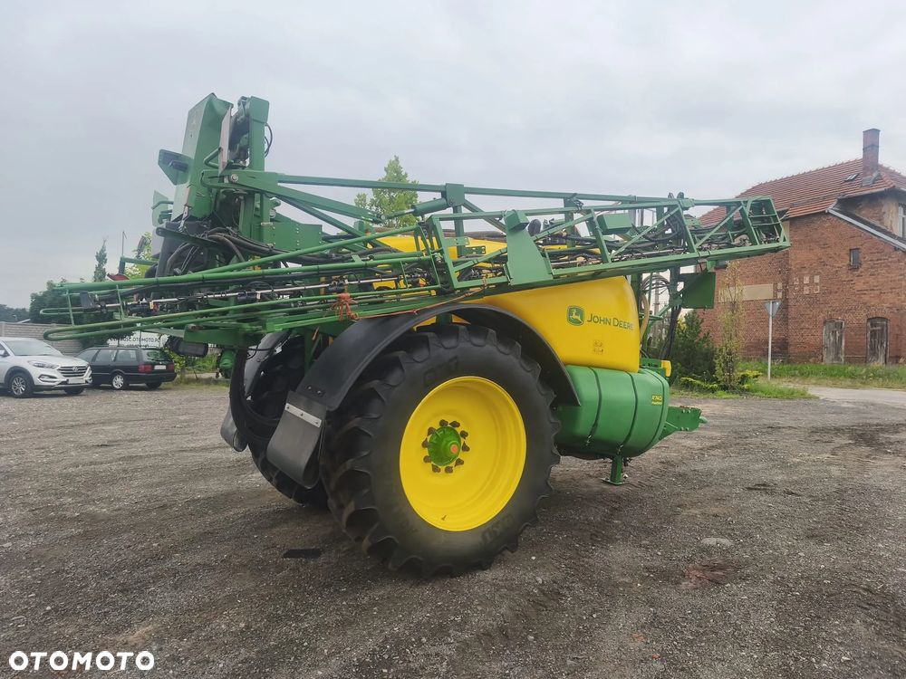 John Deere R740i - 4