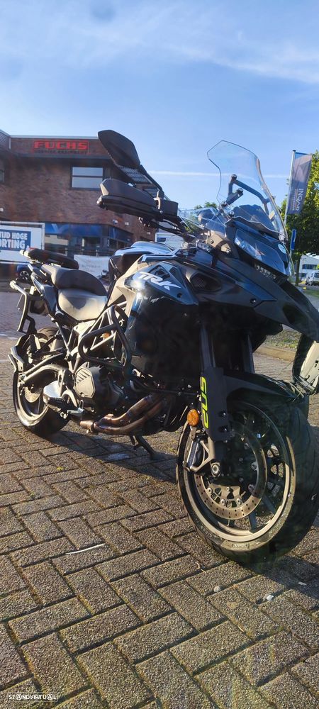 Benelli TRK 502 - 3