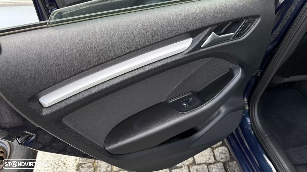 Audi A3 Sportback 30 TDI Sport - 28