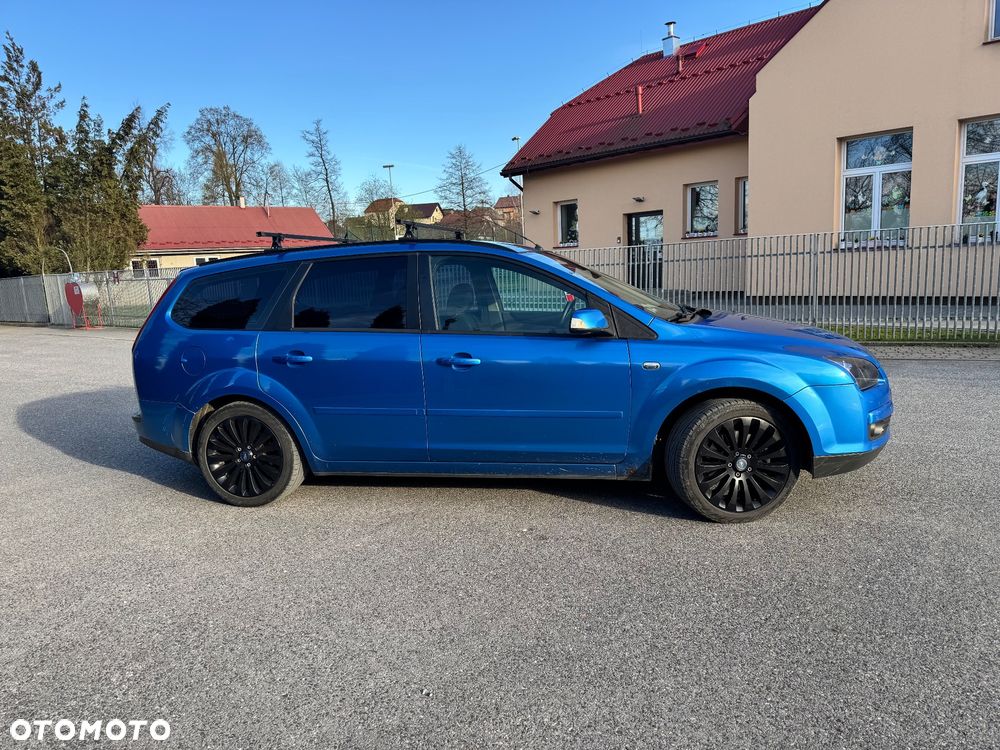 Ford Focus 1.8 TDCi Ghia - 3