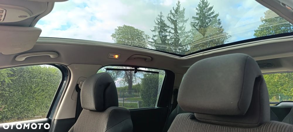 Peugeot 5008 - 14