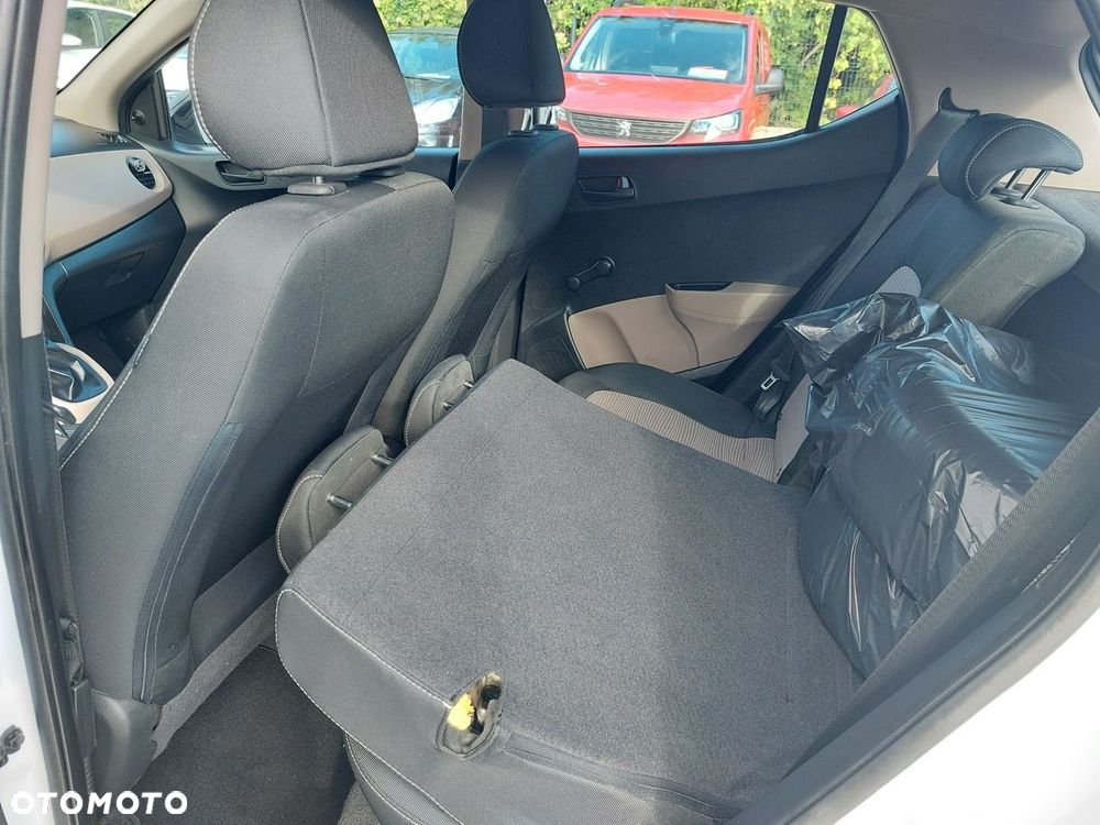 Hyundai i10 - 15