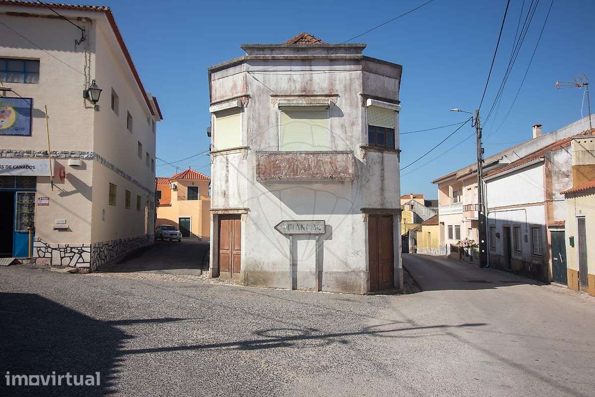 Moradia T4 para venda - Grande imagem: 2/7