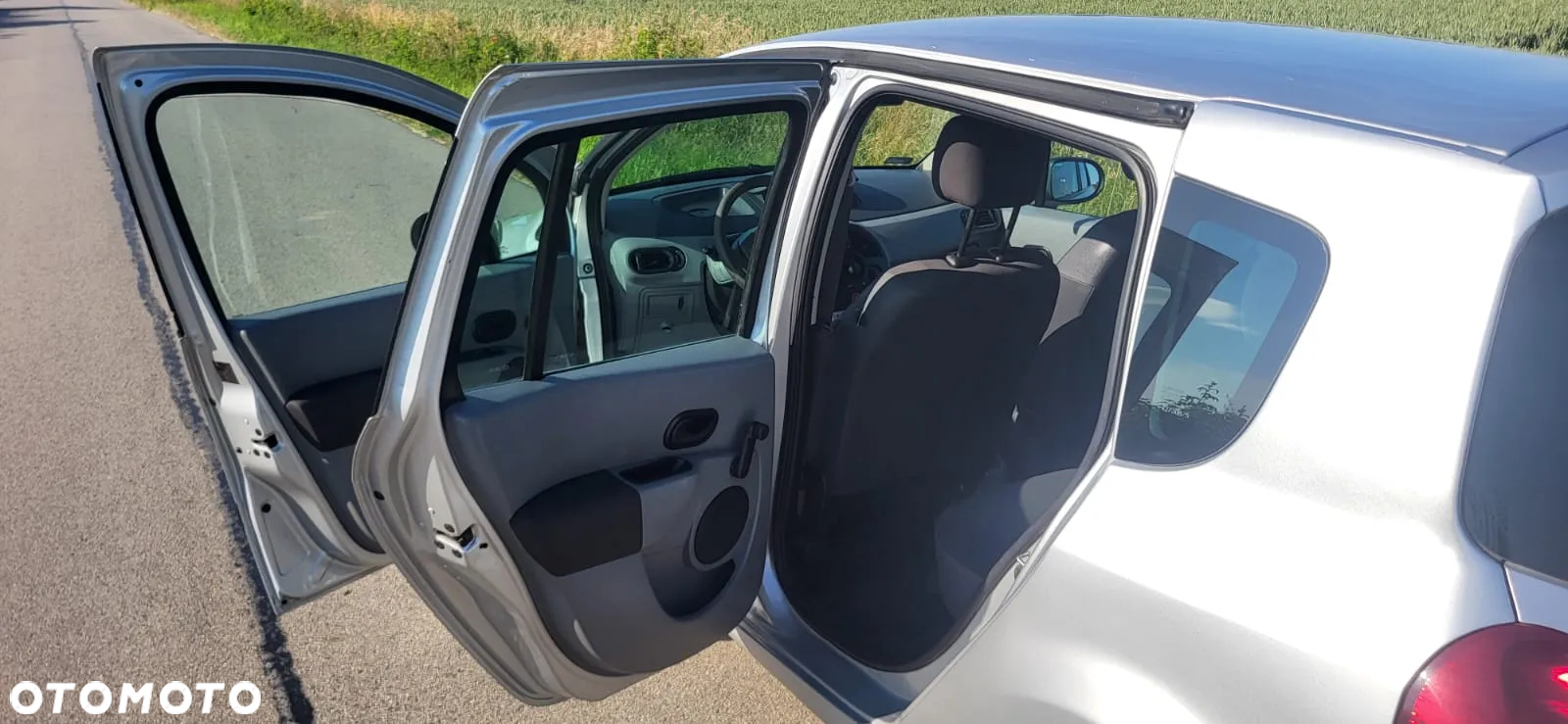 Renault Modus 1.5 dCi Avantage - 8