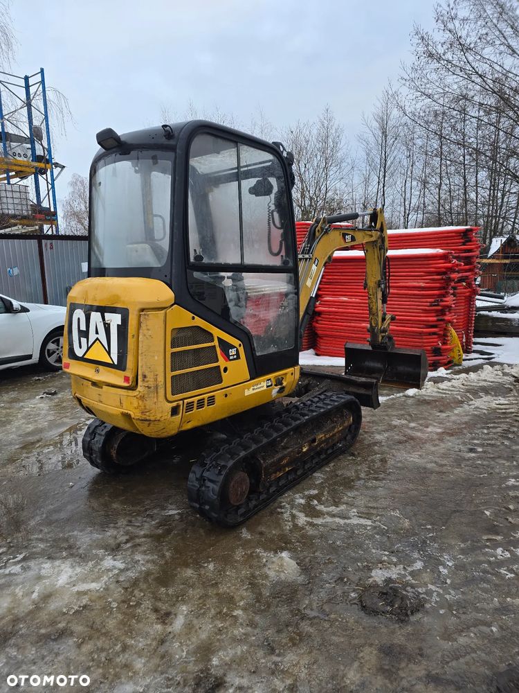 Caterpillar cat302.4 - 7